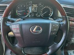 Сүрөт унаа Lexus LX