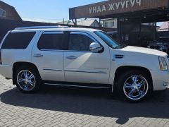 Фото авто Cadillac Escalade