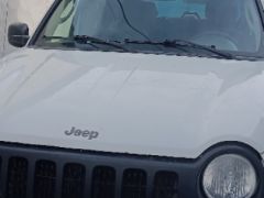 Сүрөт унаа Jeep Cherokee