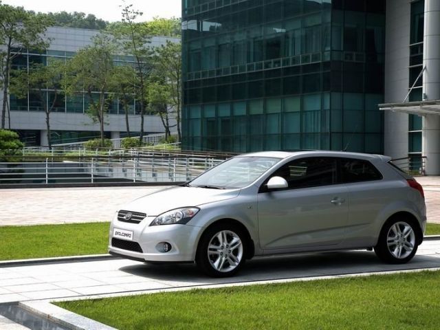 Фото Kia Ceed I #7