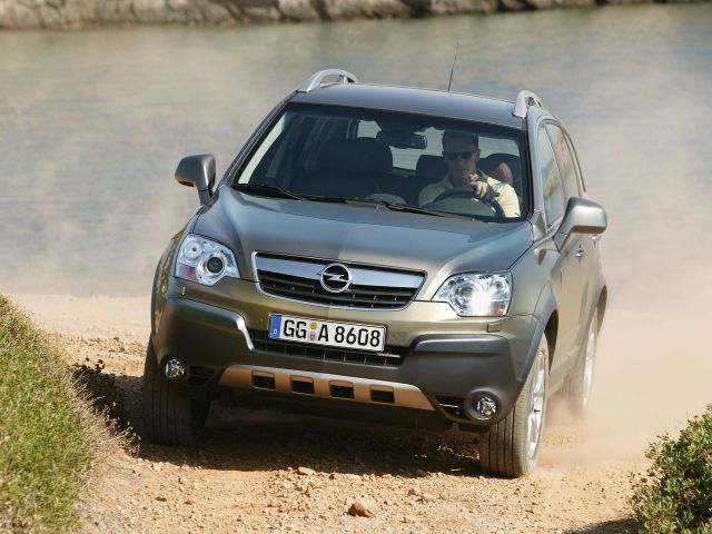 Фото Opel Antara I #3