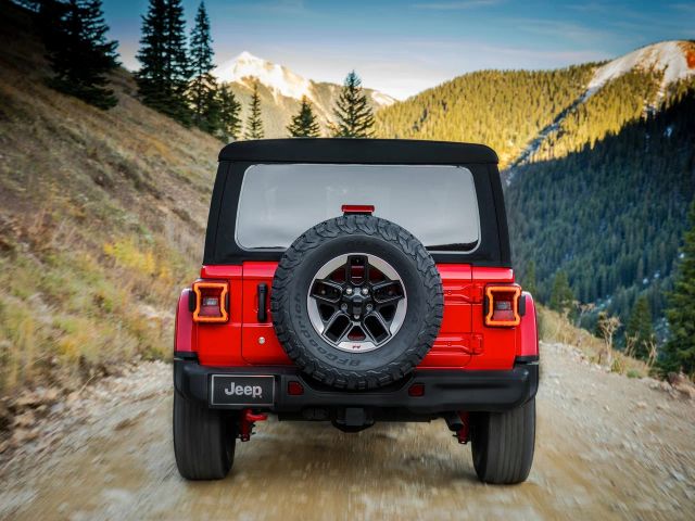 Фото Jeep Wrangler IV (JL) #5