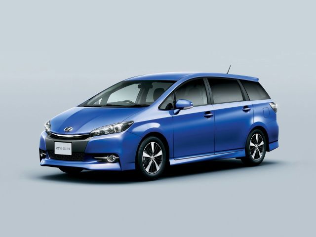 Фото Toyota Wish II Рестайлинг #1