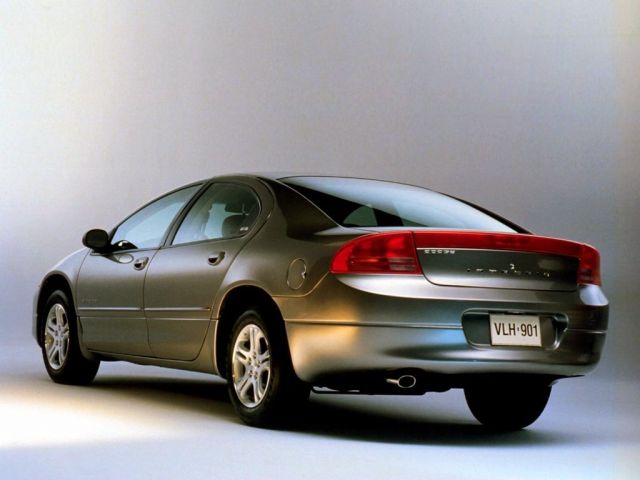 Фото Dodge Intrepid II #2