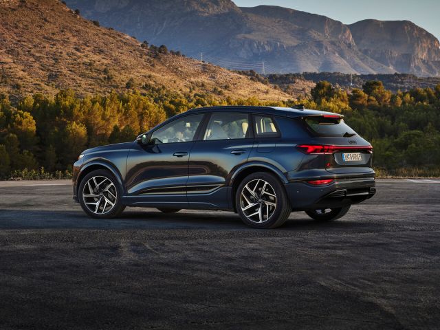 Фото Audi Q6 e-tron #5