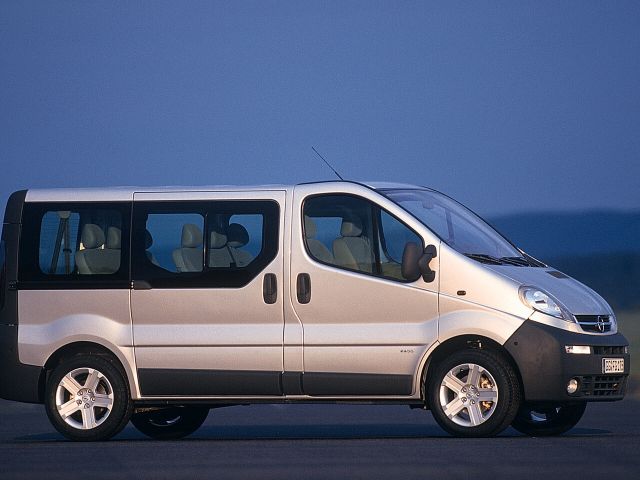 Фото Opel Vivaro A #2