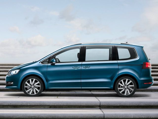 Фото Volkswagen Sharan II Рестайлинг #9