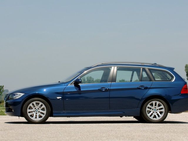 Фото BMW 3 Series V (E90/E91/E92/E93) #13