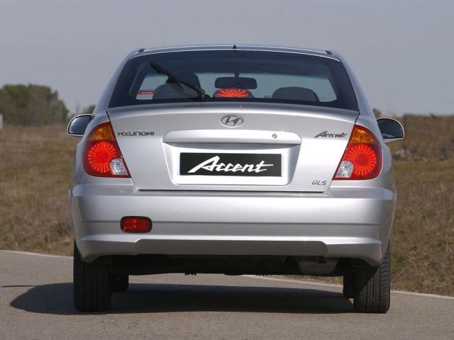 Фото Hyundai Accent II Restyling #4