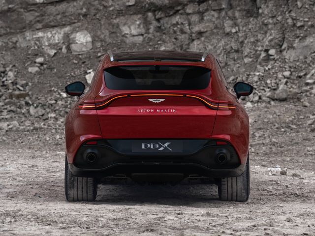 Фото Aston Martin DBX I #5