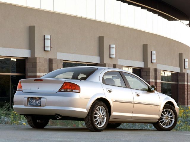 Фото Chrysler Sebring II #2