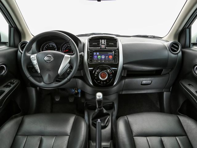 Фото Nissan Versa II Рестайлинг #4