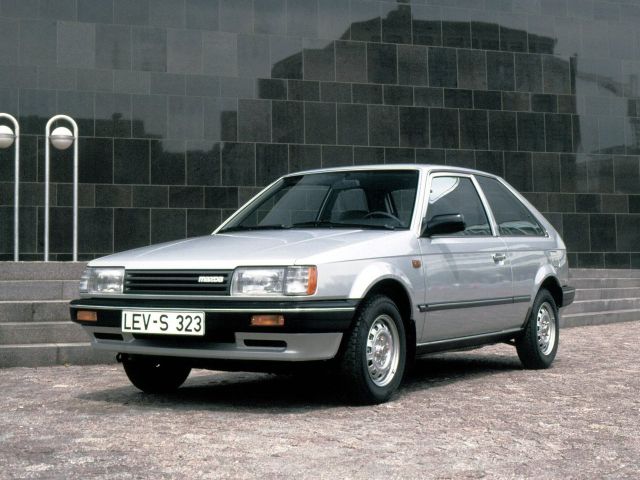 Фото Mazda 323 III (BF) #1