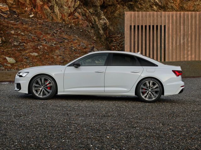 Фото Audi A6 V (C8) Рестайлинг #2