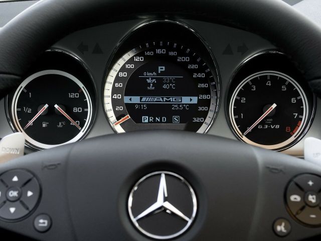 Фото Mercedes-Benz C-Класс AMG III (W204) #8