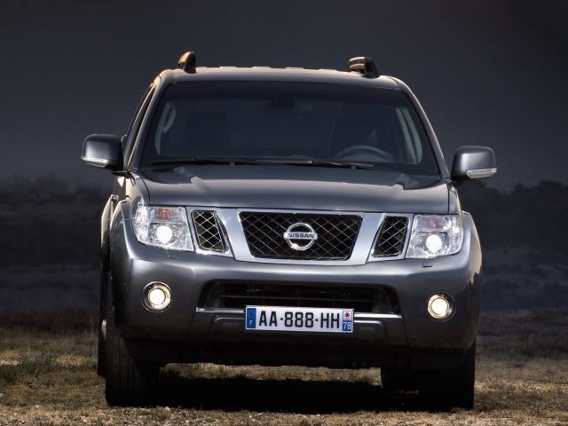 Фото Nissan Pathfinder III Restyling #3