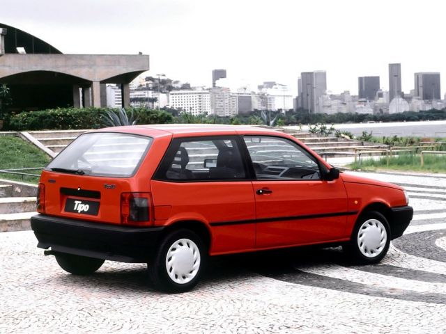 Фото Fiat Tipo #3