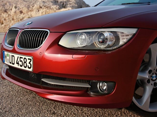 Фото BMW 3 серия V (E90/E91/E92/E93) Рестайлинг #13