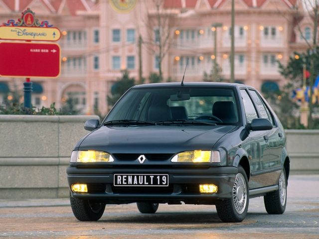 Фото Renault 19 II #2