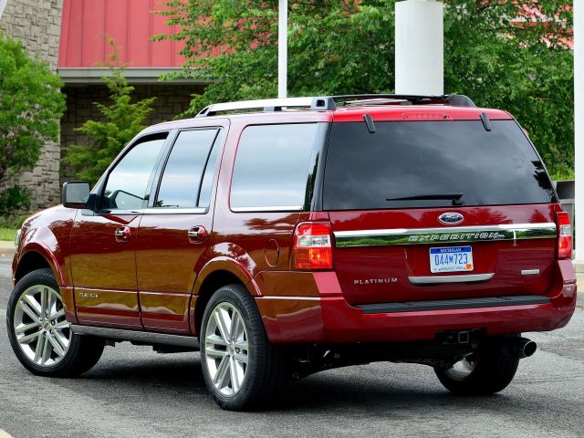 Фото Ford Expedition III Restyling #2