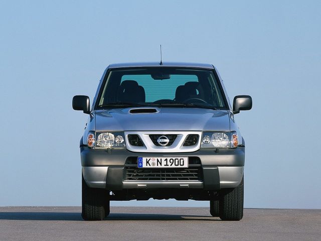 Фото Nissan Terrano I #3