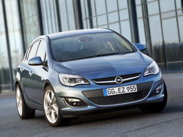 Фото Opel Astra J Restyling #4