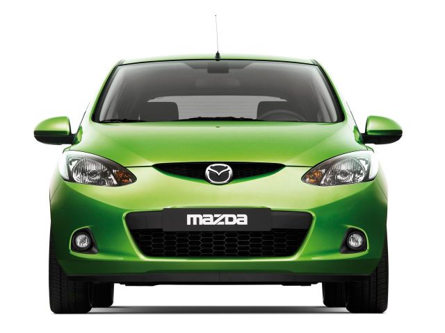 Фото Mazda 2 II (DE) #4