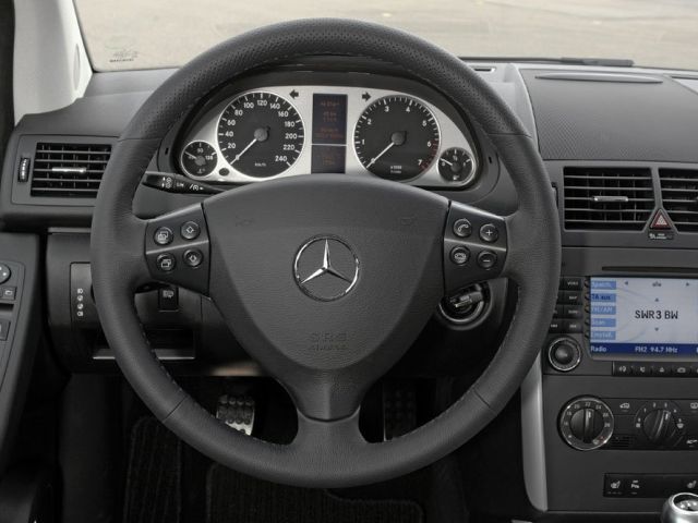 Фото Mercedes-Benz A-Класс I (W168) Restyling #5