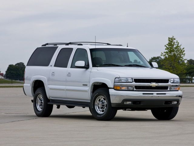 Фото Chevrolet Suburban X #1