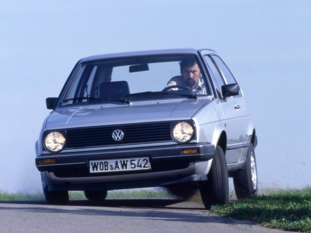 Фото Volkswagen Golf II #2