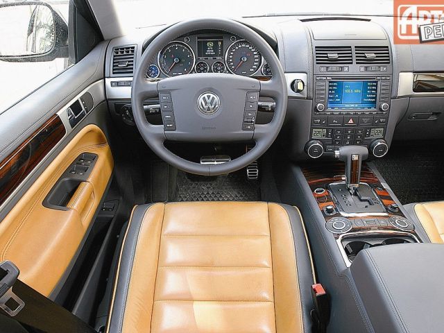 Фото Volkswagen Touareg I #6