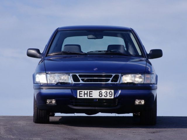 Фото Saab 900 II #3