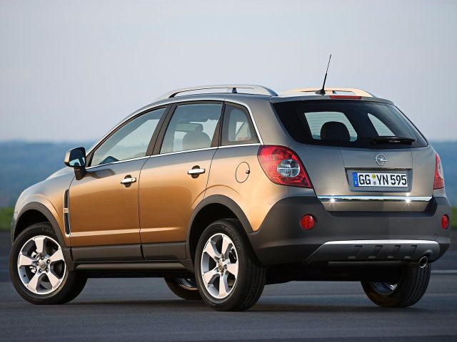 Фото Opel Antara I #2