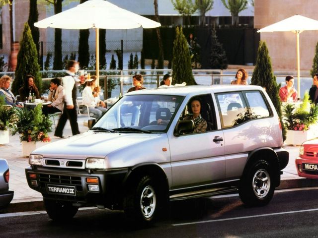 Фото Nissan Terrano II #1