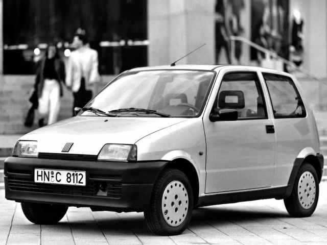 Фото Fiat Cinquecento #1