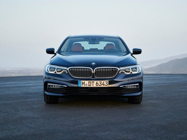 Фото BMW 5 серия VII (G30/G31) #4