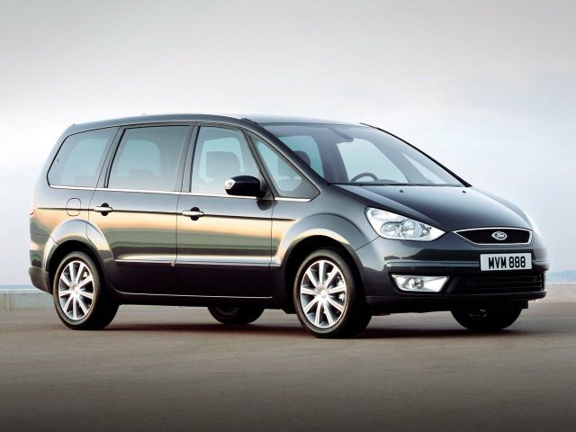 Фото Ford Galaxy II #1