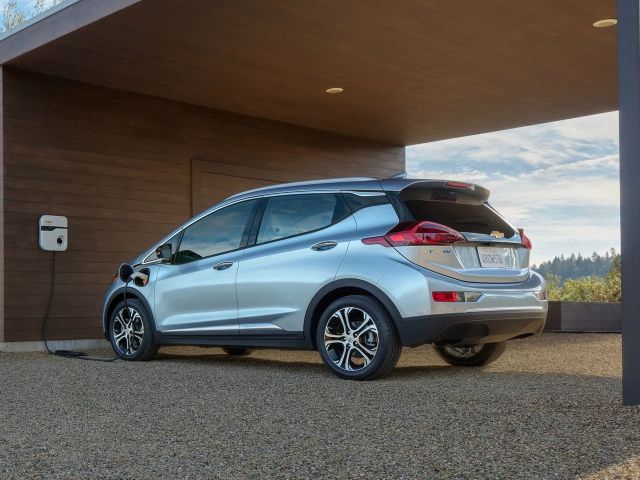 Фото Chevrolet Bolt I #3