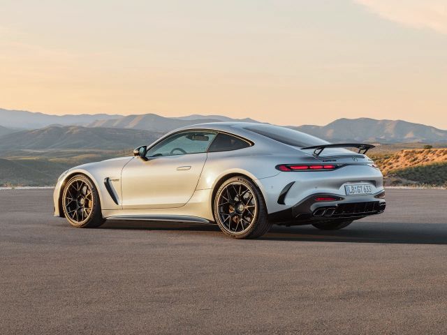 Фото Mercedes-Benz AMG GT II #2