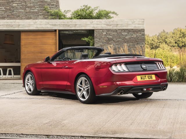 Фото Ford Mustang VI Restyling #2