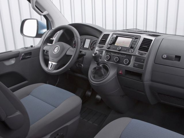 Фото Volkswagen Multivan T5 Рестайлинг #5