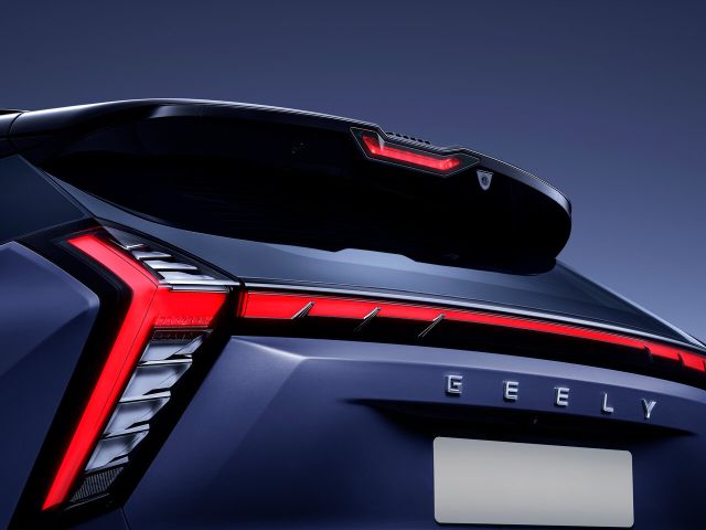 Фото Geely Atlas II #10