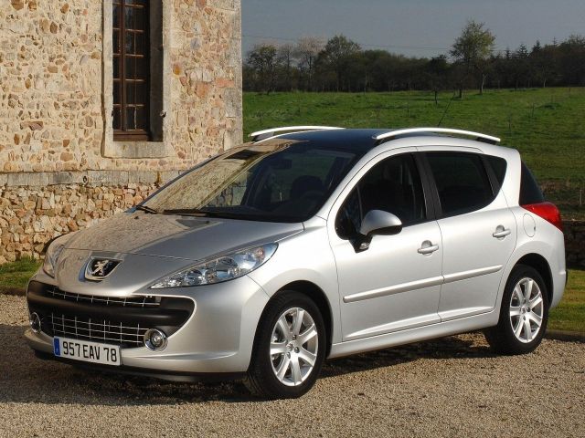 Фото Peugeot 207 #1