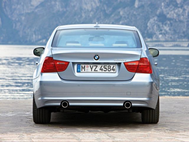 Фото BMW 3 серии V (E90/E91/E92/E93) Рестайлинг #6