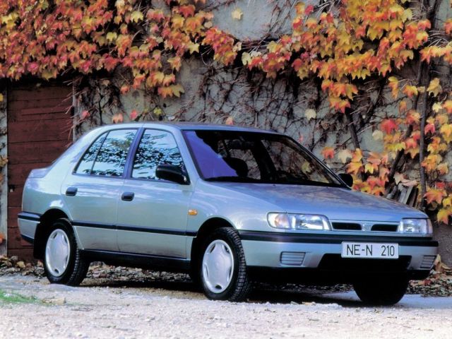 Фото Nissan Sunny N14 #1