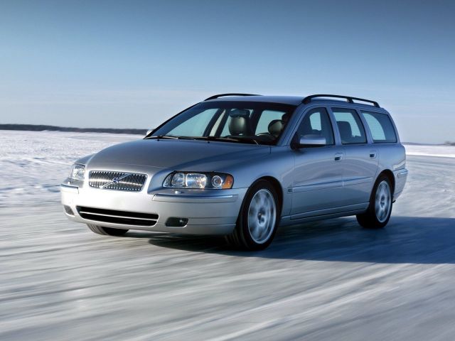 Фото Volvo V70 II Рестайлинг #1