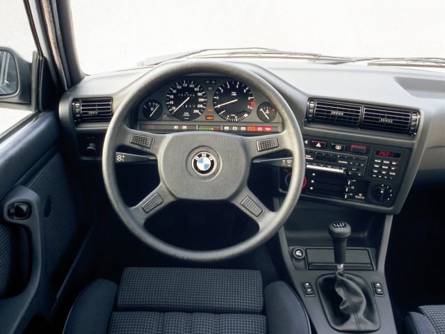 Фото BMW 3 серия II (E30) #3