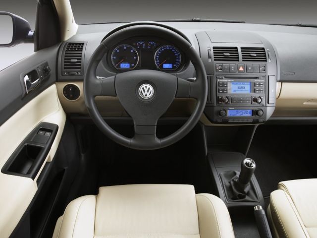 Фото Volkswagen Polo IV Рестайлинг #6