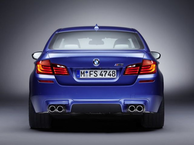 Фото BMW M5 V (F10) #7