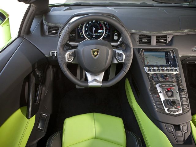 Фото Lamborghini Aventador #6
